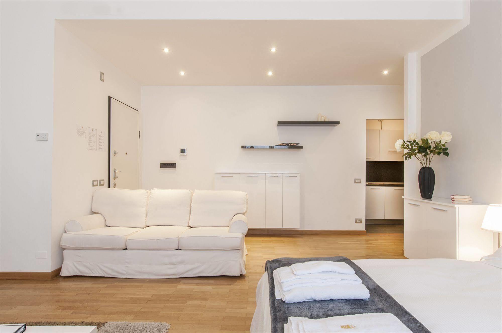 Milan Royal Suites 外观 照片